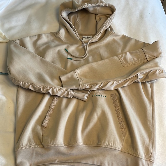 Young LA Beige Hoodie Size L Poly/Cotton/Spandex Zip Arm Pocket Green Graphics - Picture 2 of 11